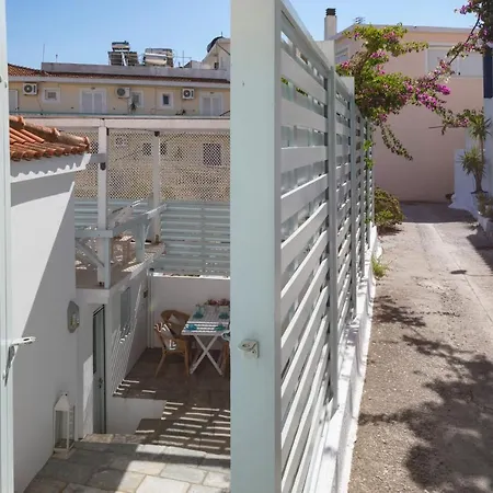 Moonhouse Case de vacanță