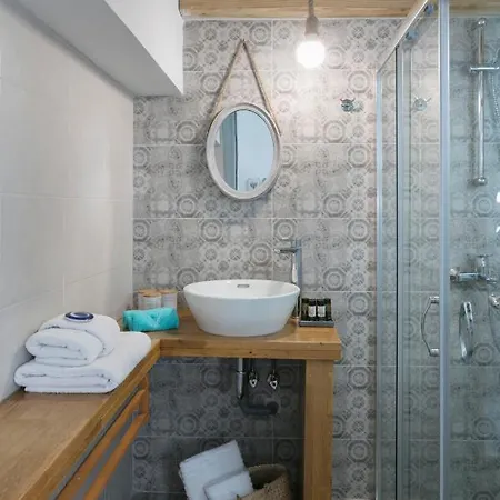 Moonhouse Semesterbostad *